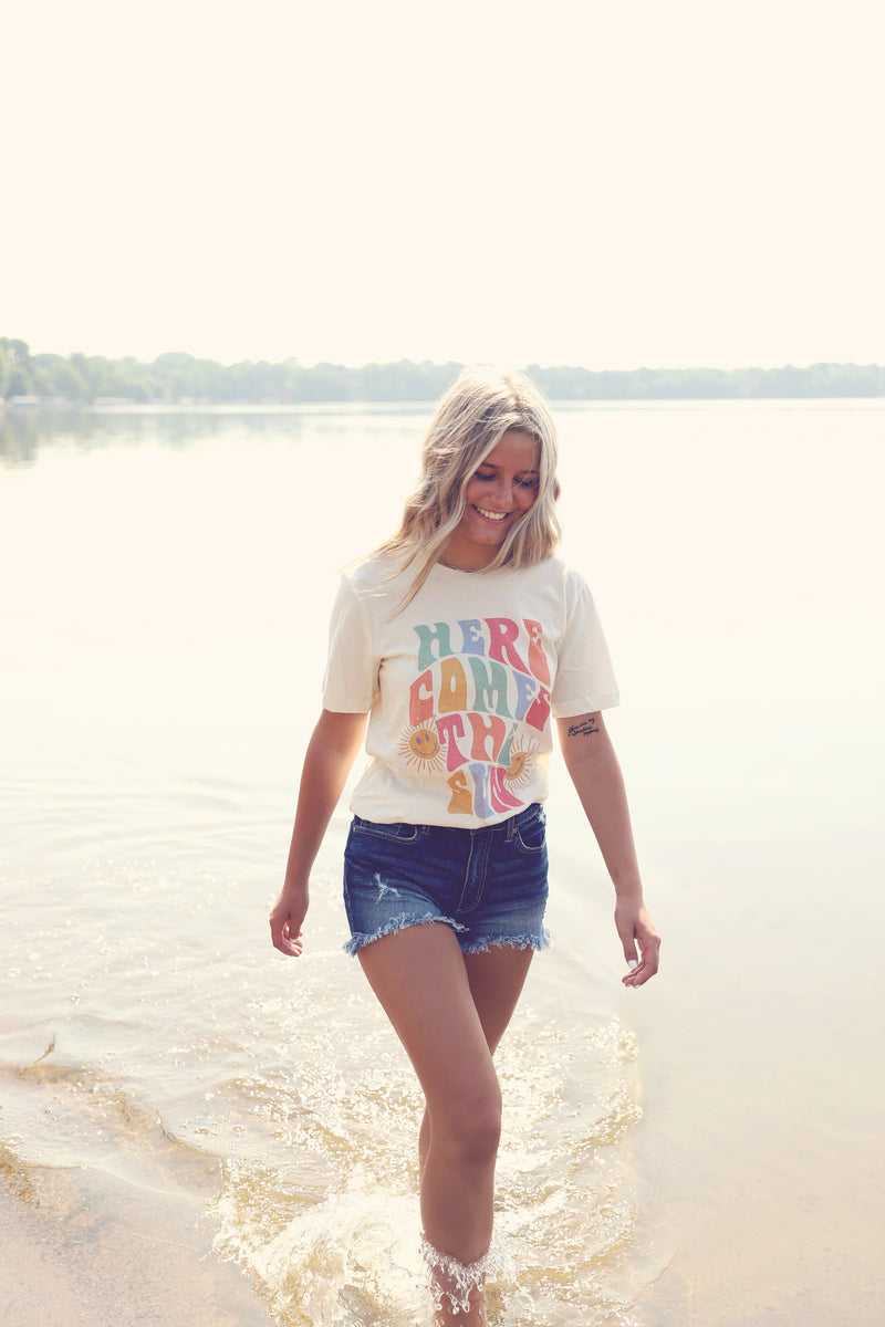 Ivory Here Comes The Sun Graphic Tee
